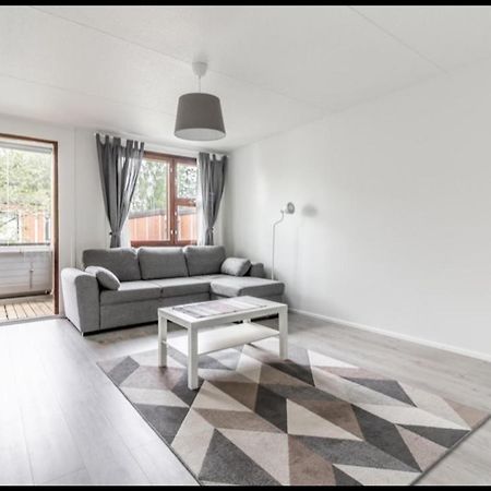 Appartement Easy And Short From The Airport à Helsinki Extérieur photo